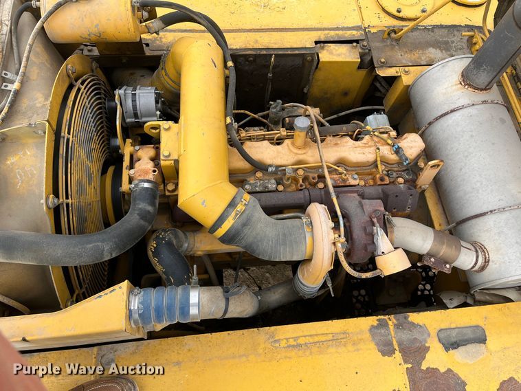 image for item DR7446 2000 John Deere 330LC  excavator