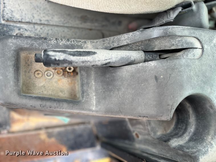 image for item DR7447 2006 Caterpillar 904B  wheel loader