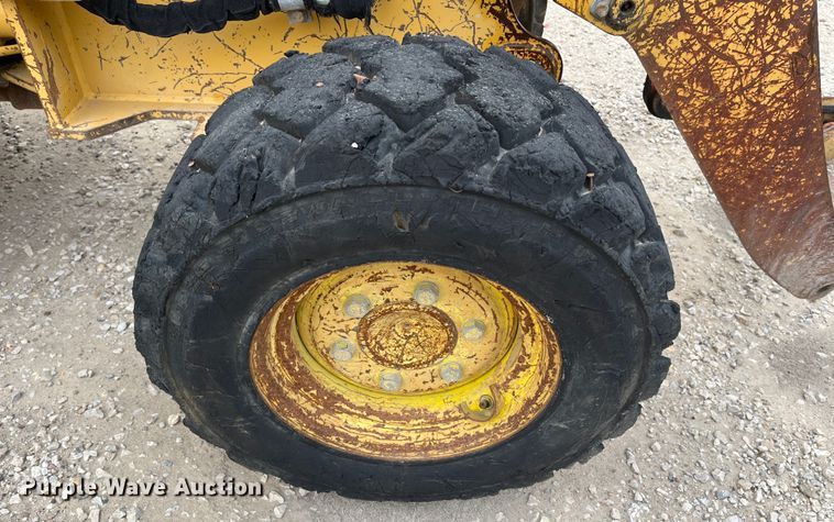 image for item DR7447 2006 Caterpillar 904B  wheel loader