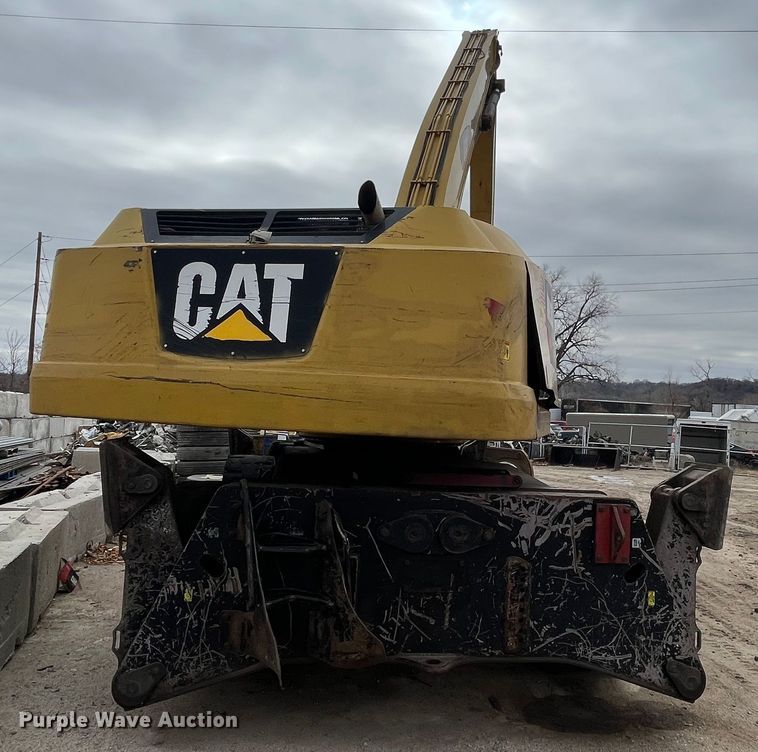 image for item DR7448 2014 Caterpillar MH3037  material handler