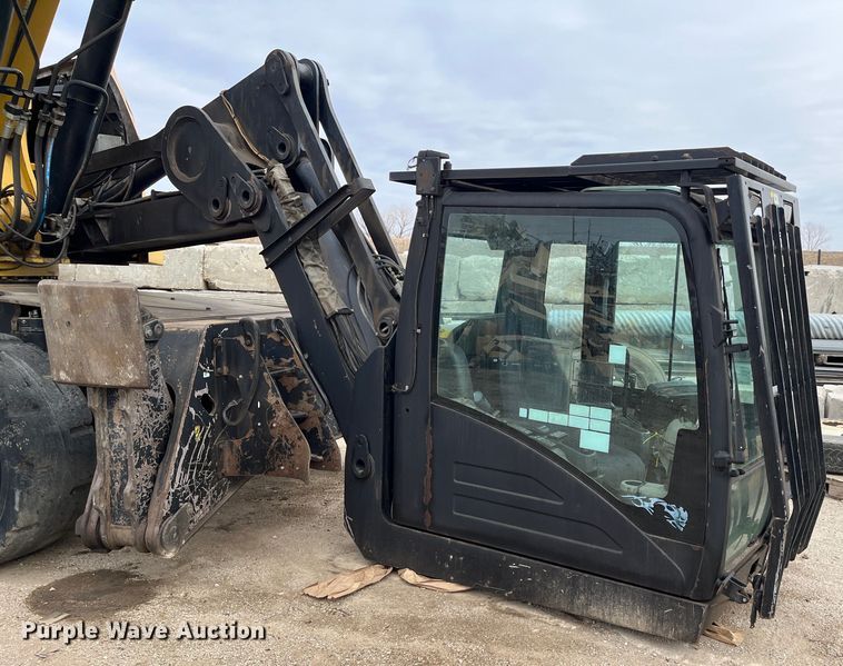 image for item DR7448 2014 Caterpillar MH3037  material handler