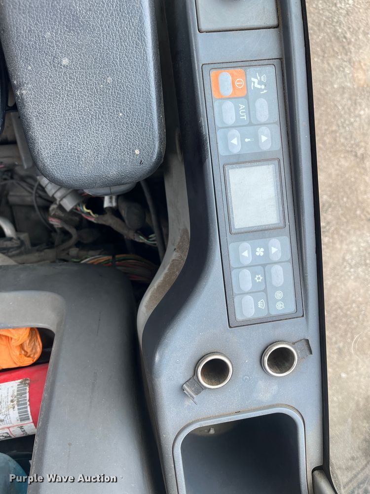 image for item DR7448 2014 Caterpillar MH3037  material handler