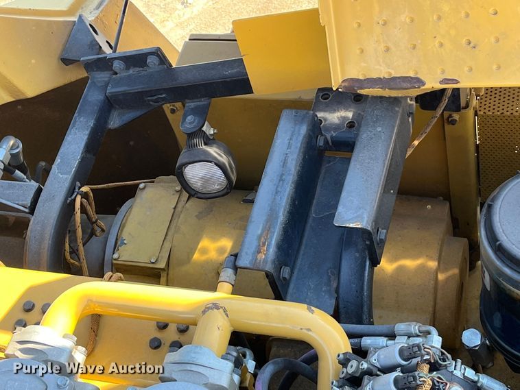 image for item DR7448 2014 Caterpillar MH3037  material handler