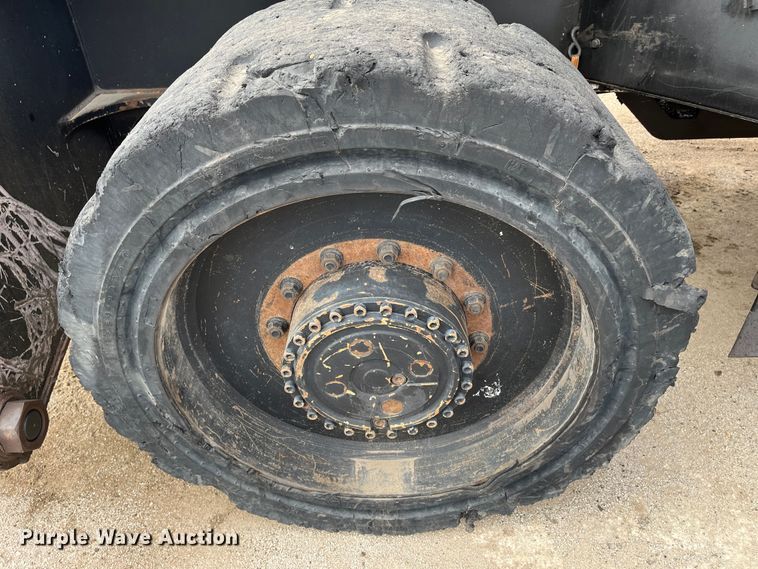 image for item DR7448 2014 Caterpillar MH3037  material handler