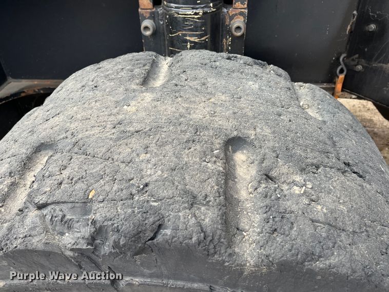 image for item DR7448 2014 Caterpillar MH3037  material handler