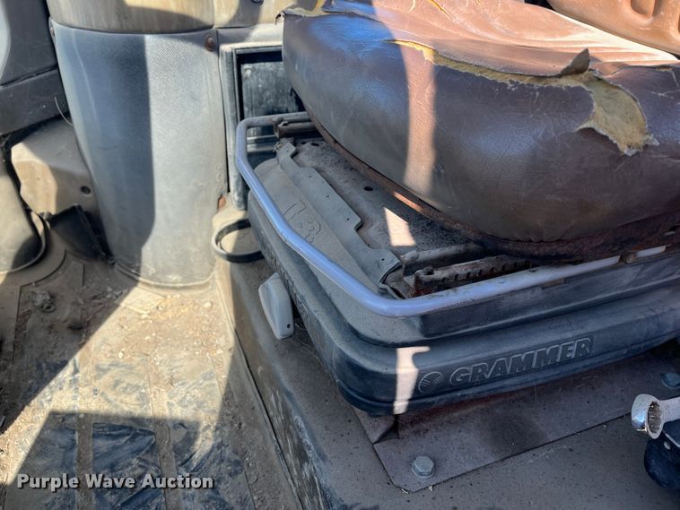 image for item DR7454 2005 Case 621D  wheel loader