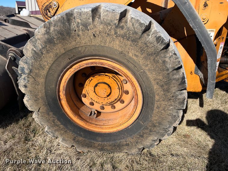 image for item DR7454 2005 Case 621D  wheel loader