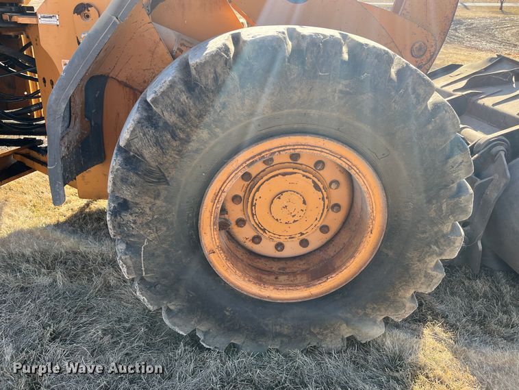 image for item DR7454 2005 Case 621D  wheel loader