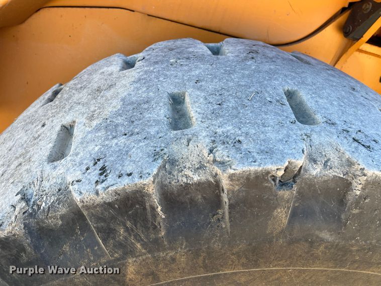 image for item DR7454 2005 Case 621D  wheel loader