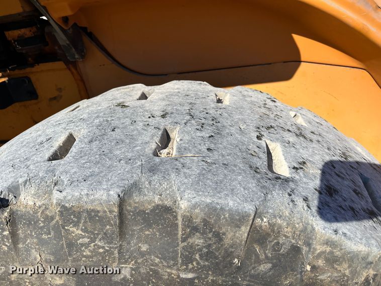 image for item DR7454 2005 Case 621D  wheel loader