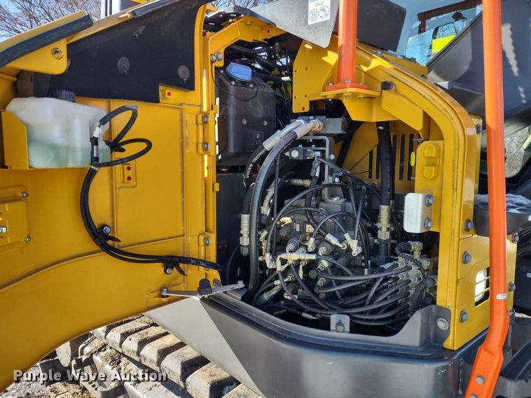 image for item DR8143 2021 Volvo ECR145EL  excavator