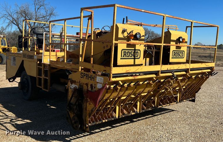 image for item DS2720 Rosco SPRHH  chip spreader