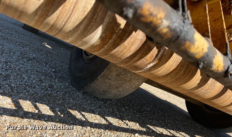 image for item DS2720 Rosco SPRHH  chip spreader