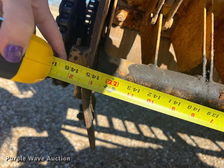 image for item DS2720 Rosco SPRHH  chip spreader