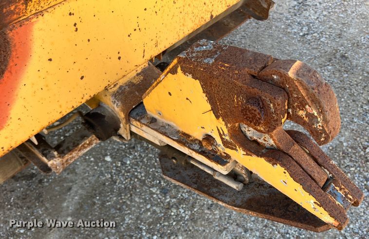 image for item DS2720 Rosco SPRHH  chip spreader