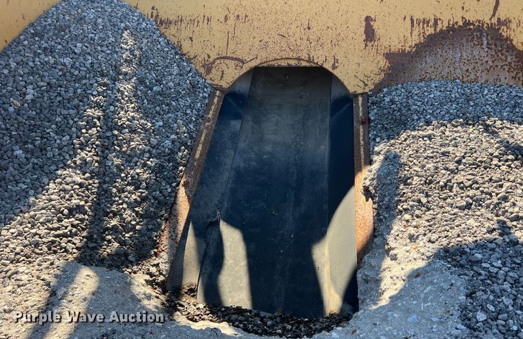 image for item DS2720 Rosco SPRHH  chip spreader