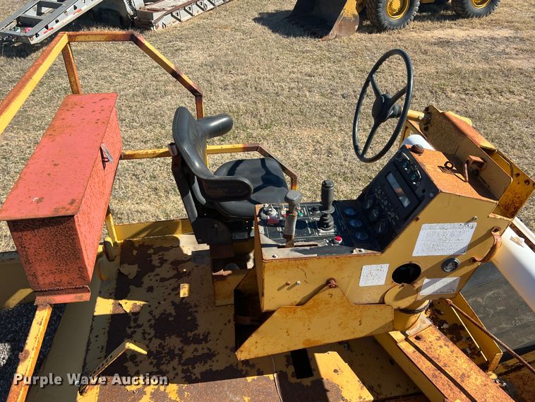 image for item DS2720 Rosco SPRHH  chip spreader