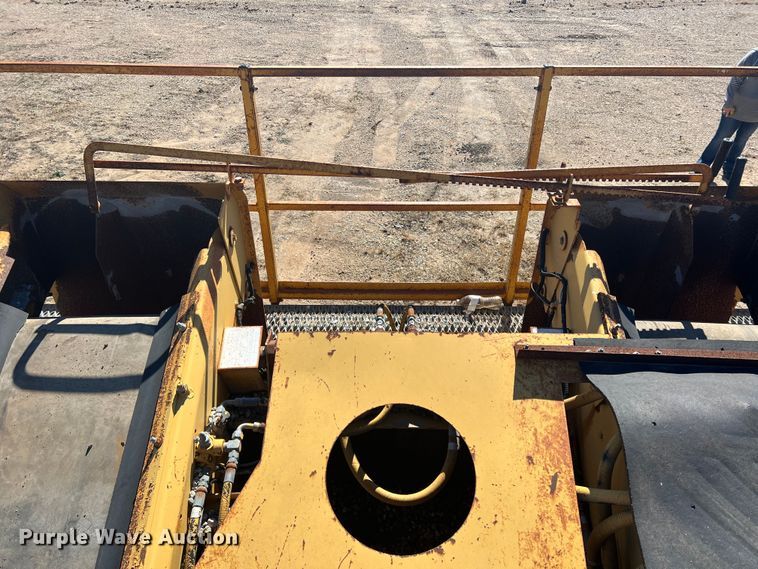 image for item DS2720 Rosco SPRHH  chip spreader