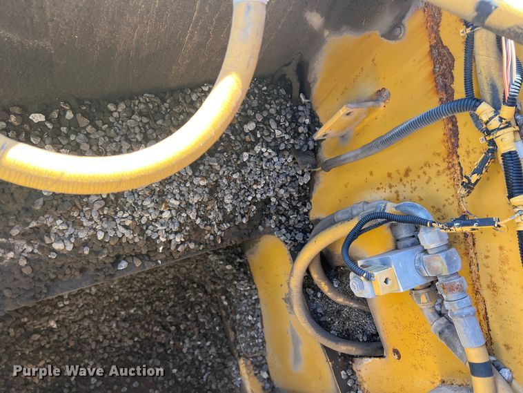 image for item DS2720 Rosco SPRHH  chip spreader