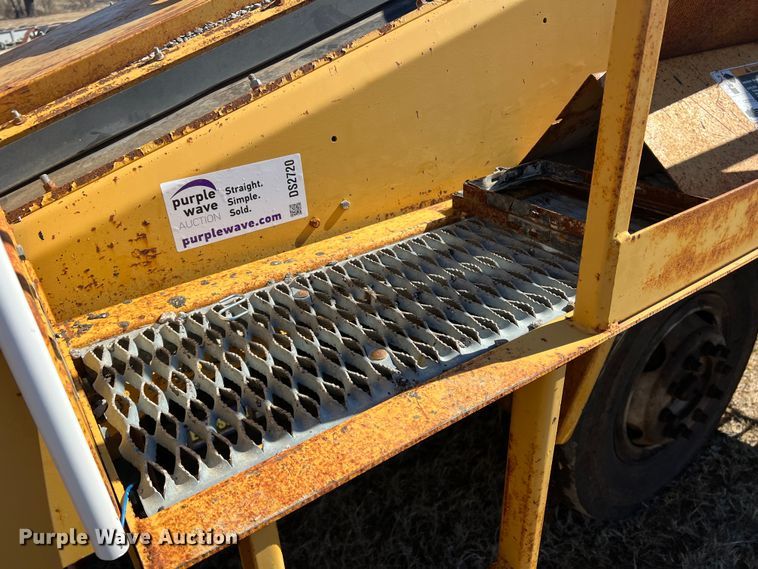 image for item DS2720 Rosco SPRHH  chip spreader