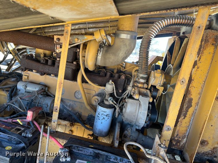 image for item DS2720 Rosco SPRHH  chip spreader