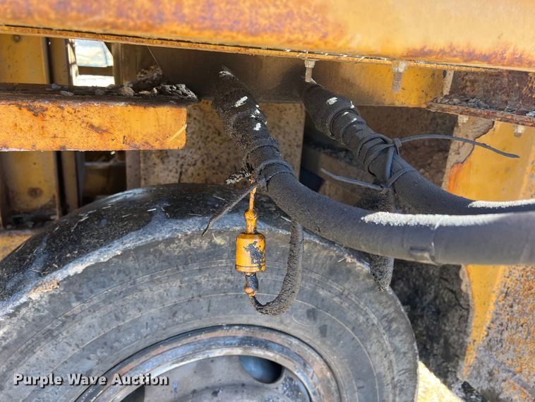 image for item DS2720 Rosco SPRHH  chip spreader