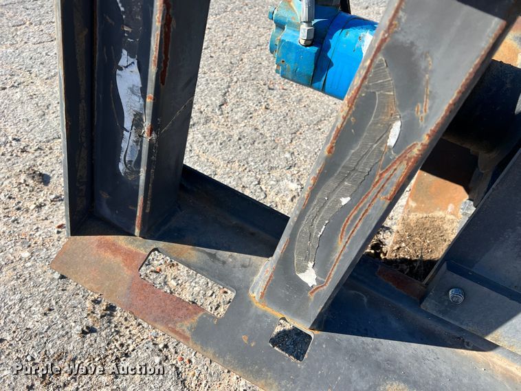 image for item DS2730 Skid steer trencher