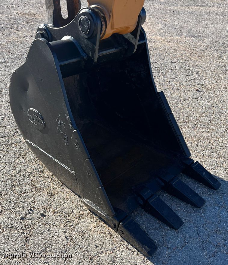 image for item DS2731 2012 Case CX210C  excavator