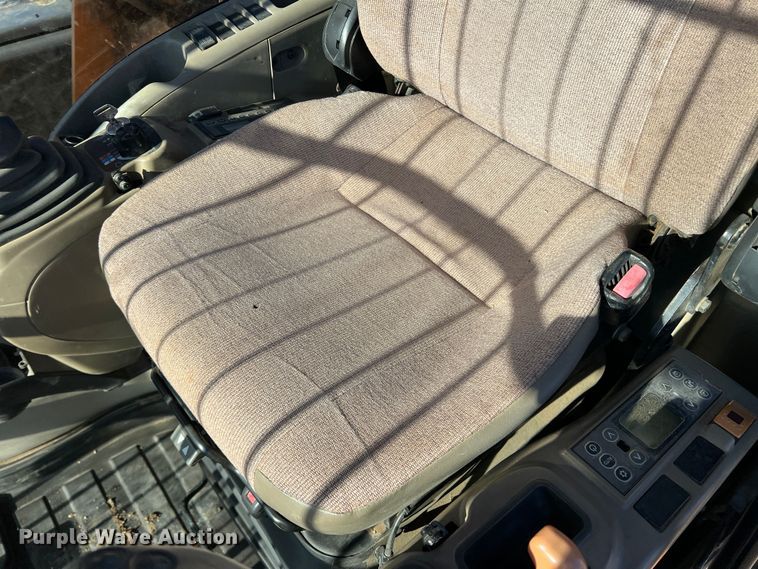 image for item DS2731 2012 Case CX210C  excavator