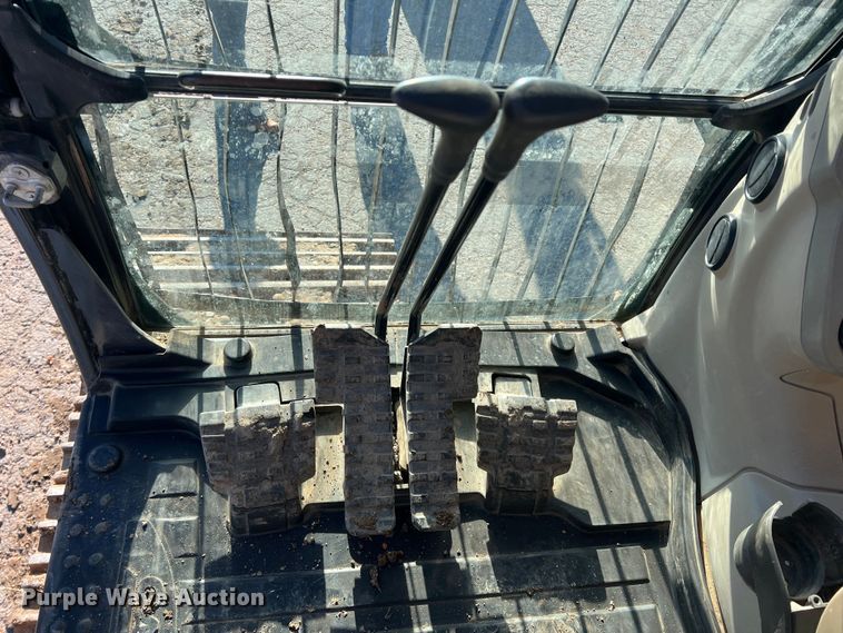 image for item DS2731 2012 Case CX210C  excavator