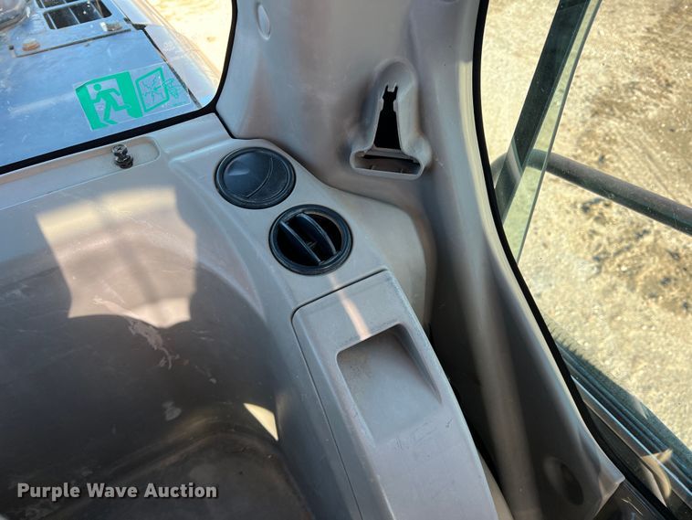 image for item DS2731 2012 Case CX210C  excavator