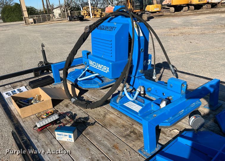 image for item DS2732 Vacuworx CM 3  slab vacuum