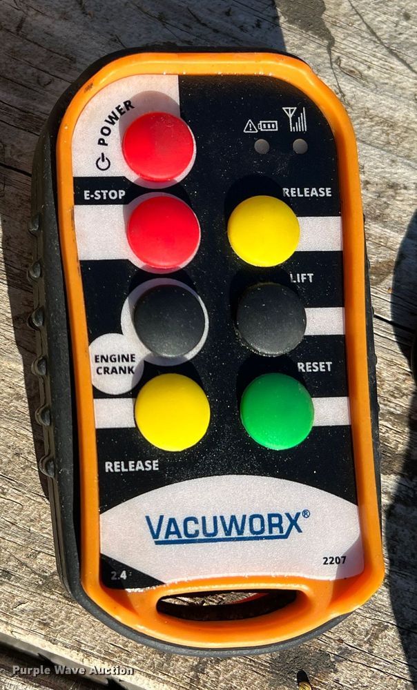 image for item DS2732 Vacuworx CM 3  slab vacuum