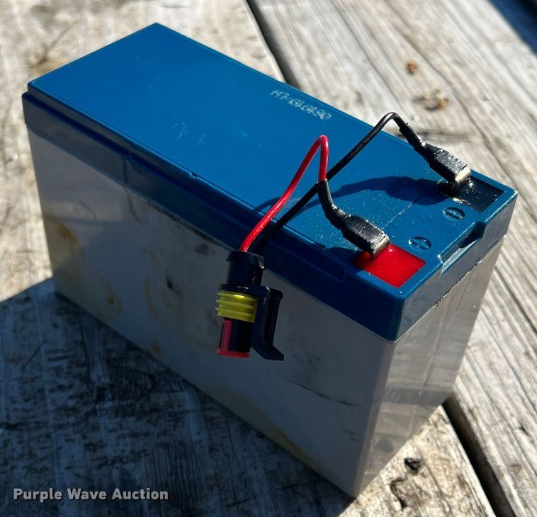 image for item DS2732 Vacuworx CM 3  slab vacuum