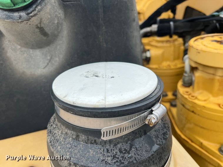 image for item DS2741 2010 Vermeer D24X40II  directional boring unit