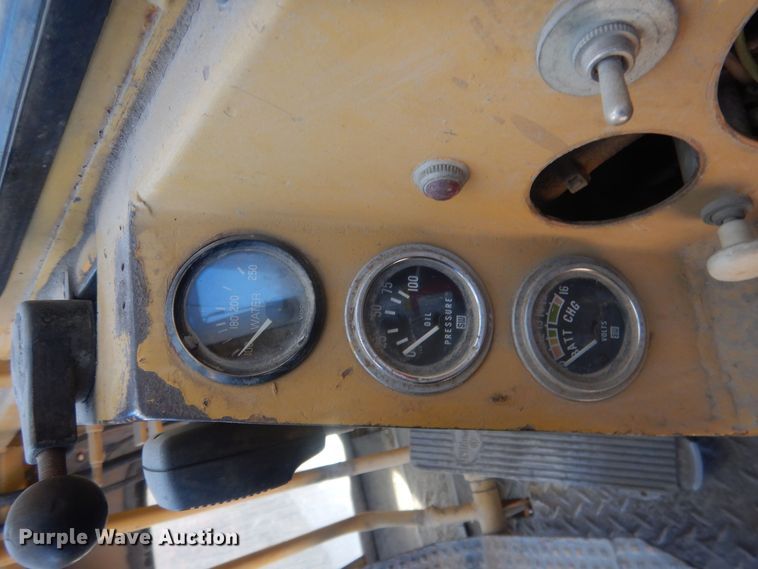 image for item HQ9543 1973 Grove TM375  crane