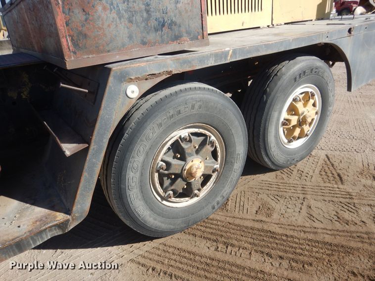 image for item HQ9543 1973 Grove TM375  crane