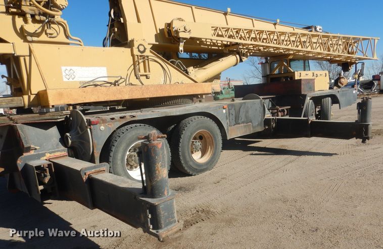 image for item HQ9543 1973 Grove TM375  crane