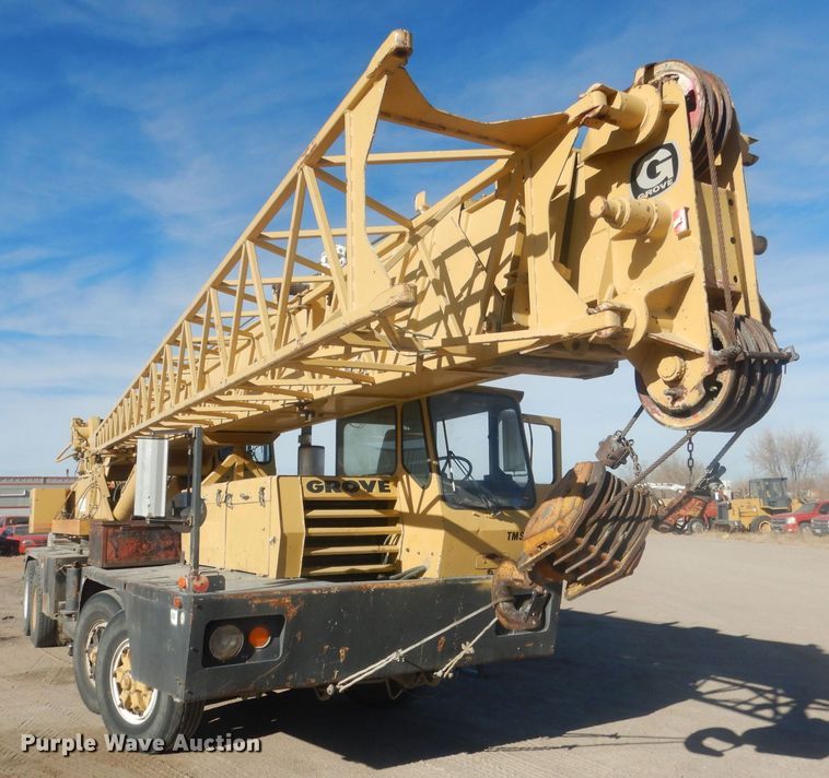 image for item HQ9543 1973 Grove TM375  crane