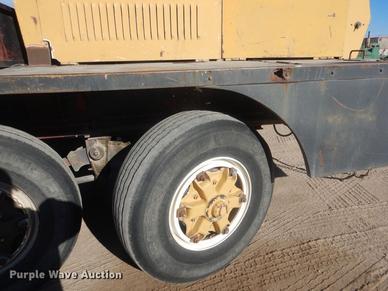 image for item HQ9543 1973 Grove TM375  crane