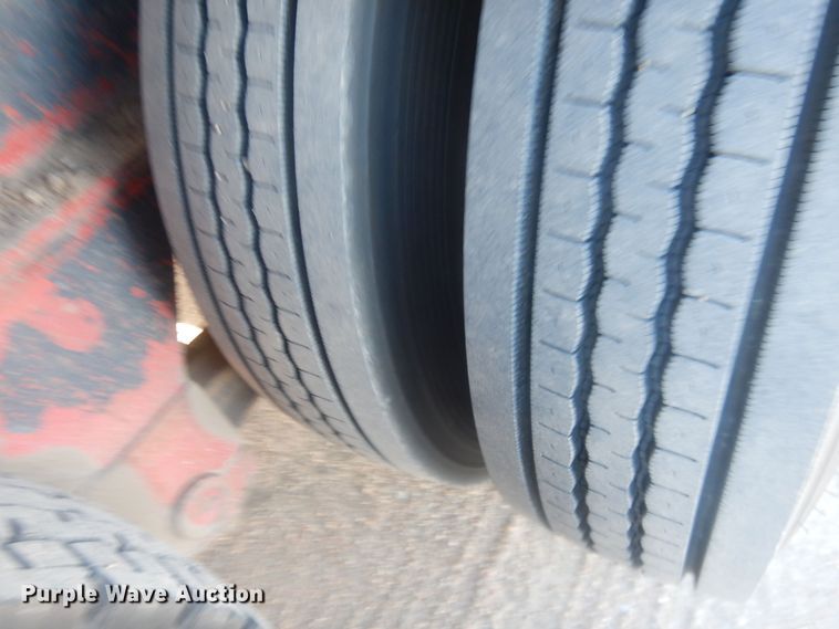 image for item HQ9543 1973 Grove TM375  crane