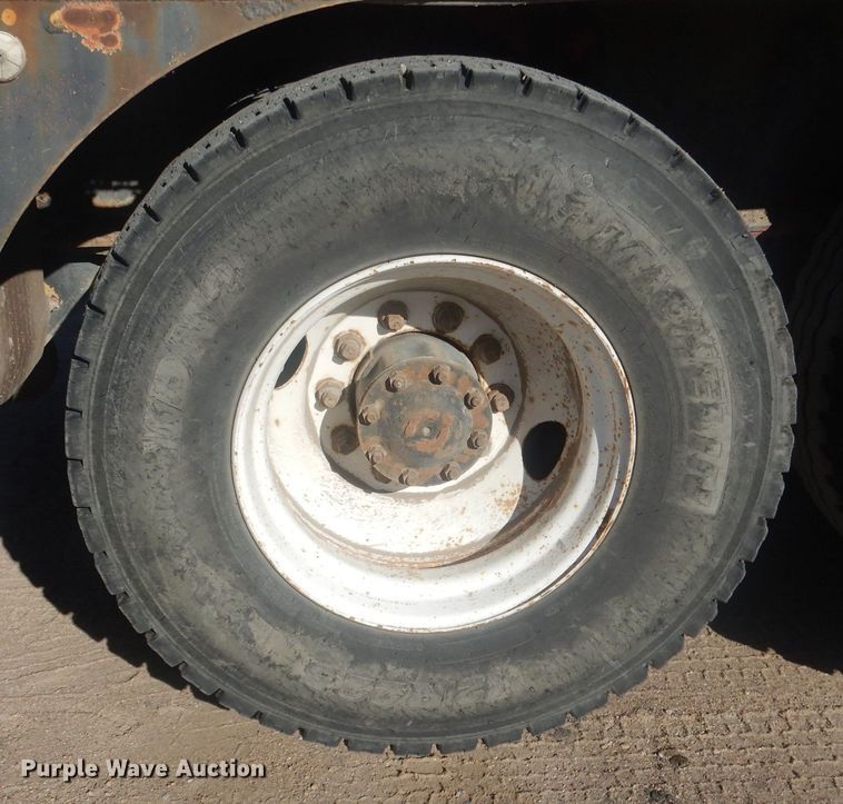 image for item HQ9543 1973 Grove TM375  crane