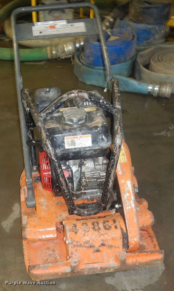 image for item HQ9580 Mikasa MVC88VTH  plate compactor