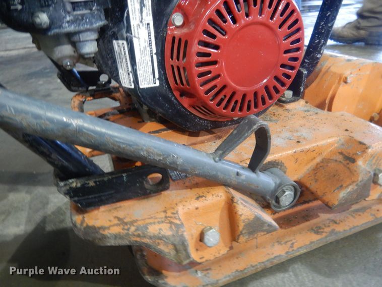 image for item HQ9580 Mikasa MVC88VTH  plate compactor