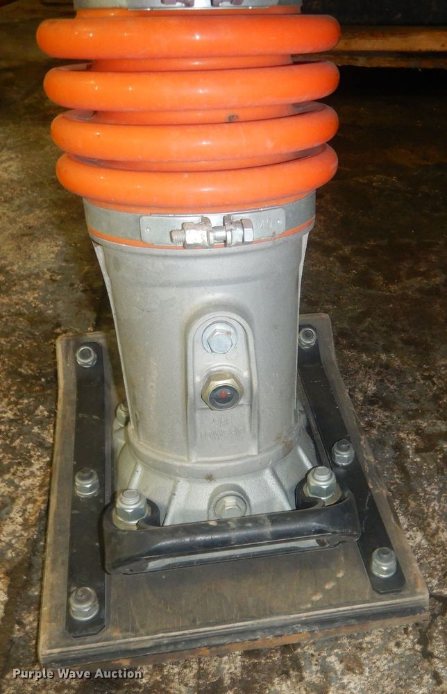 image for item HQ9581 Mikasa MTX-60HD  plate compactor