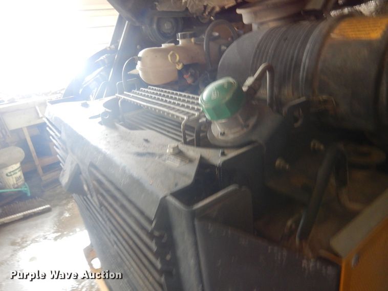 image for item HQ9587 John Deere 333G  tracked skid steer loader