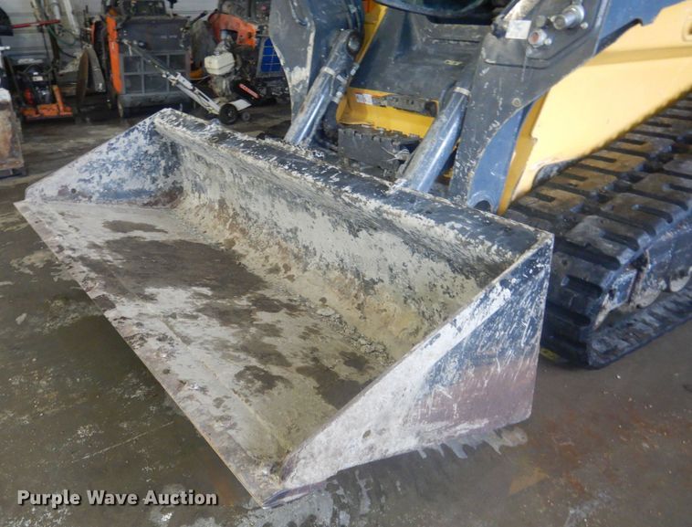 image for item HQ9587 John Deere 333G  tracked skid steer loader