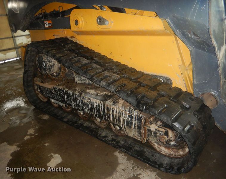 image for item HQ9587 John Deere 333G  tracked skid steer loader