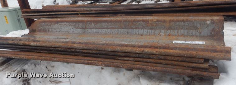 image for item HQ9588 Sheet piling