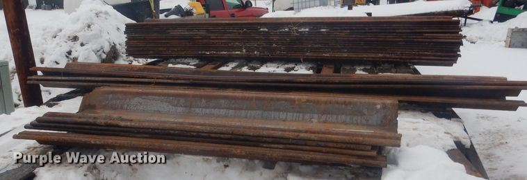 image for item HQ9588 Sheet piling